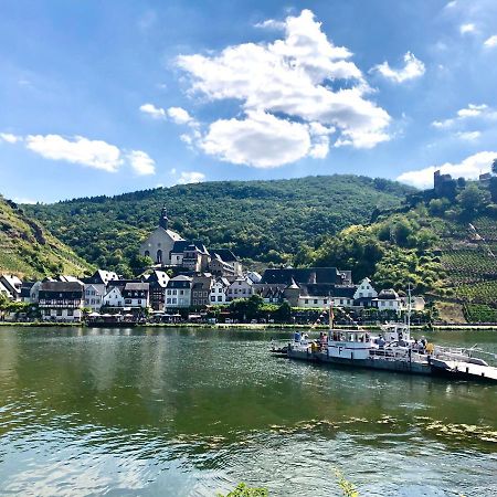 코블렌츠 Haus Am Ufer Mit Rheinpanoramablick 아파트 외부 사진